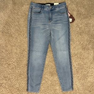 NWT! Target Knox Rose jeans